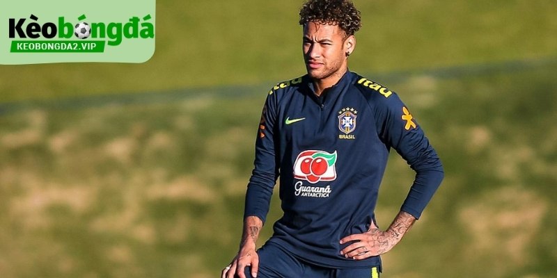 Tiểu Sử Neymar: Hành Trình Vươn Tầm Ngôi Sao Bóng Đá 3 Sự nghiệp câu lạc bộ của Neymar đạt đỉnh cao tại Barcelona.